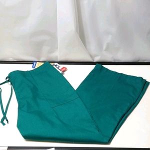 Barco Uniform 

Medical Scrub Flare Leg Pant Green